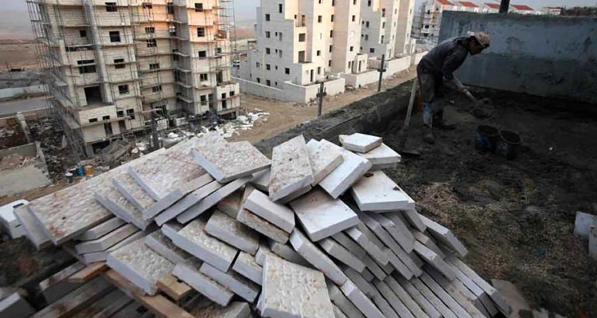 Ristrutturazioni: i sacconi di Astra anche per la raccolta delle macerie miste